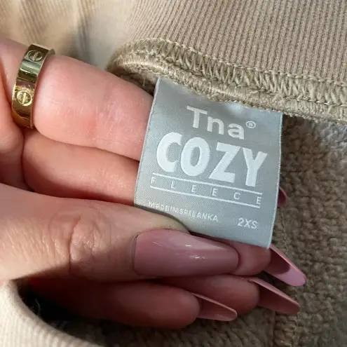 Aritzia ‎ Tna Cozy Fleece Boyfriend Cuffed Sweatpants Joggers Tan Taupe Size 2XS