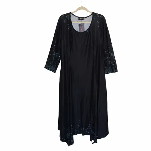 Reborn Midi Dress with Batwing Hem and 3/4 Sleeves Black Turquoise Floral 3X