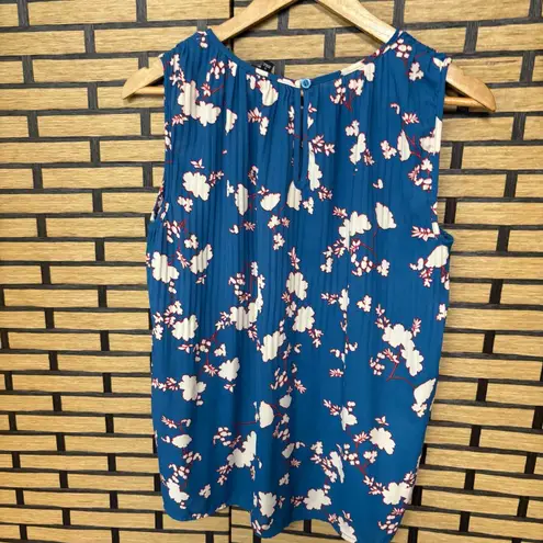 Bobeau  Blue Floral Top Size‎ Small