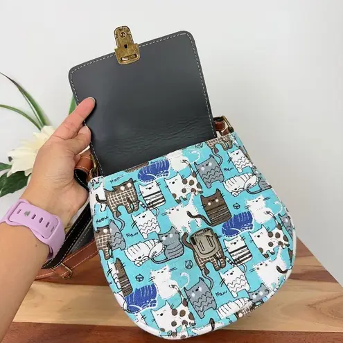 New Small Crossbody bag with cat prints Brown