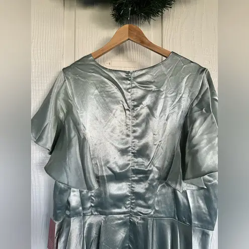 BNWT Ivy City Callie Dress in Sage Satin Green Size 18W
