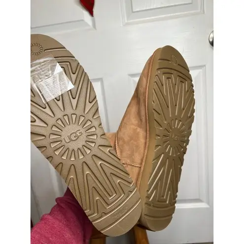 UGG  Boots Womens Chestnut Classic Mini Warm Shearling Lined Winter Size 17 UK 16