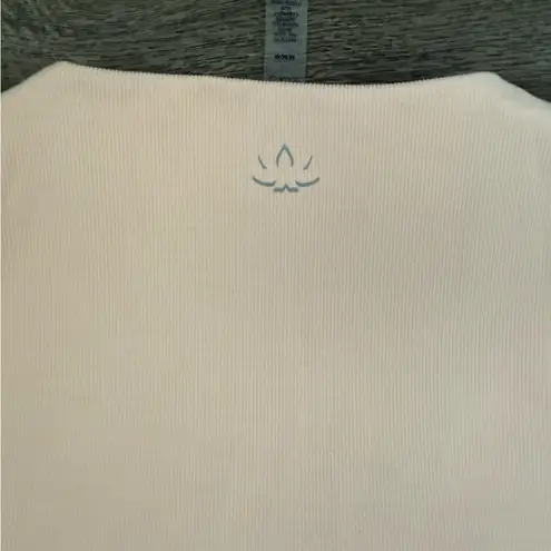 Beyond Yoga Heather Rib Frame Cropped Pullover - Size M - Cream Pink Heather NWT