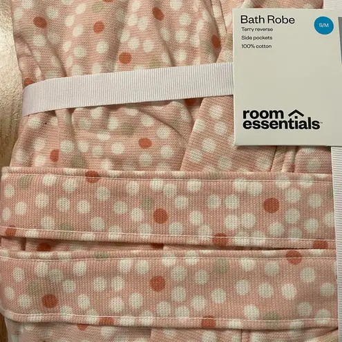 New Women’s Room Essentials Blush Polka Dot Robe Cotton Terry size Small/Medium Pink
