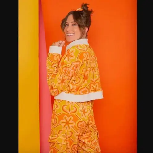 Dazey LA Sunny Chevy Graphic Print Velvet Quarter Zip Collared Crop Sweatshirt S