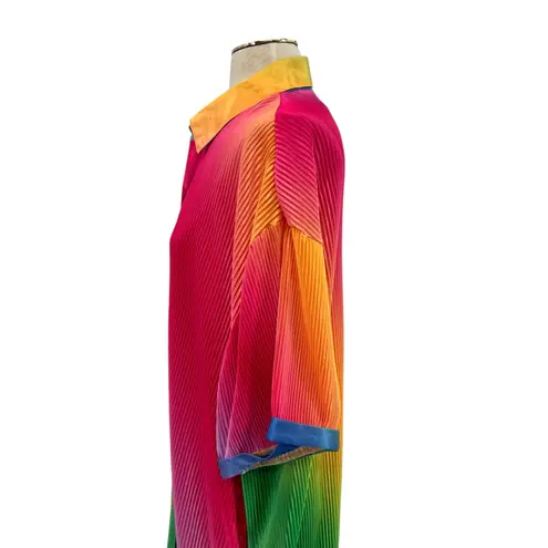 Dressed in Lala So Far So Good Oversized Plissé Dress in Prismatic Rainbow XL