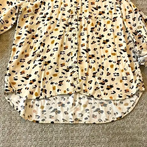 Velvet Heart Animal Print Button Top With Convertible Sleeves