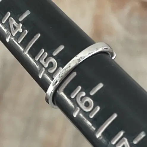 Sterling Silver Claddagh Ring with Garnet Heart Stone