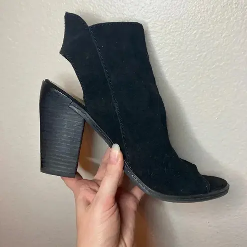 Dolce Vita Open Toed Suede Booties Size 8 Black Boots