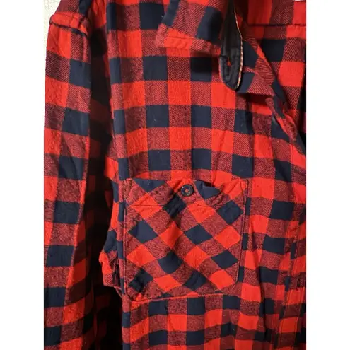 The American Dream Red And Navy Plaid Button Up Slim Fit Women's Shirt Size XL