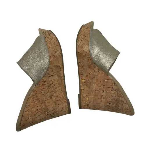 70 Post Paris Lainie Gold Leather Wedge Size 8.5 Open Toe Cork Heel