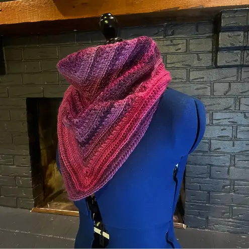 Handmade Crochet Cowl 100% Acrylic Purple