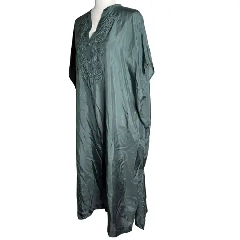 Oysho Silk Embroidered Kaftan Dress Size S Green V Neck Light Slightly Sheer NEW
