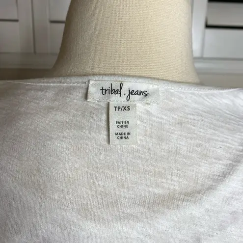 #19 Tribal Jeans Cut Out and embroidered top White Size XS
