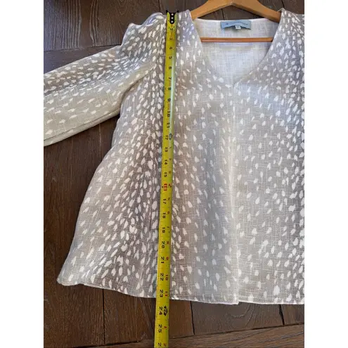 NWOT Tuckernuck Antelope Faye Beige 3/4 Sleeve Blouse Size Small White