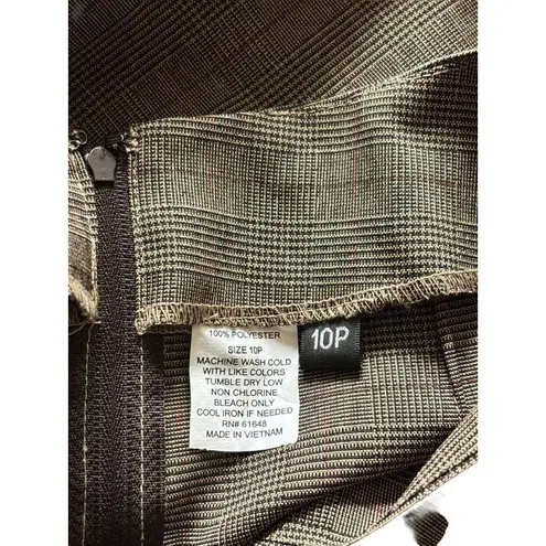 Sweet Suit Petite Women's Coffee Brown 2 Piece Skirt Set. Size 10P