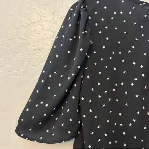 Downeast ⭐️ black with white stars print pleated puff sleeve blouse size large