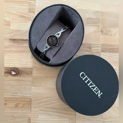 Citizen Eco-Drive Silhouette Solar Ladies Watch in Original Box Black Dial