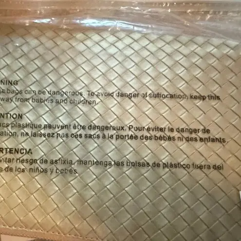 Virginia Wolf Mimi Woven Pouch Metallic Gold Curateur Winter 2022 New w/ Tag $88