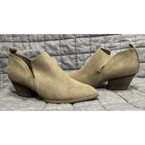 X-Appeal Auden, Slip On Booties, Taupe, Holes In Upper, New Without Box, Size 9