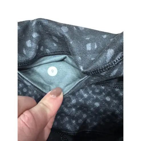 Lululemon  Align Crop Leggings Black Grey Pattern Size 6 Yoga - Image 3