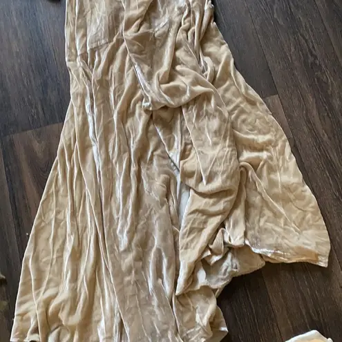 Sylvia Dress in Sand Size undefined