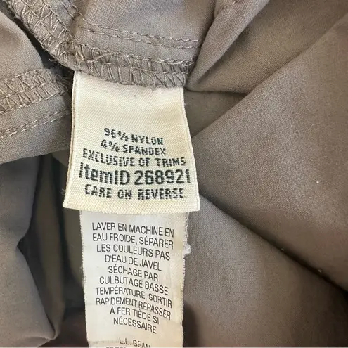 L.L. Bean Water Resistant Zipper Cargo Shorts Size 12