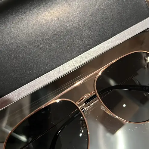 Givenchy Womens Rose Gold Sunglasses One Size, New w/Case