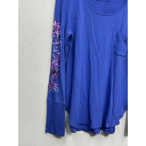 Lilly Pulitzer  Luxletic Kerah Lounge Tee Size Medium Moonlight Garden Oversized - Image 5