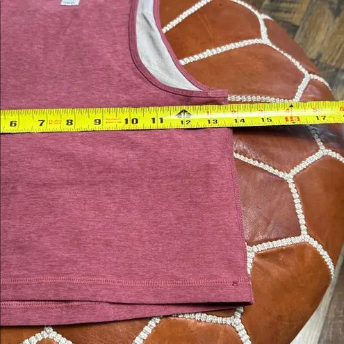 Vuori Vuoir Red Fitted Crop Tank Top Size Small