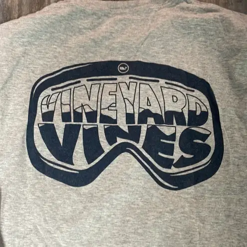 Vineyard Vines  long sleeve googles t-shirt
