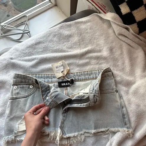 SER.O.YA new with tags Distressed skylight blue Denim skirt with frayed hem Size 00