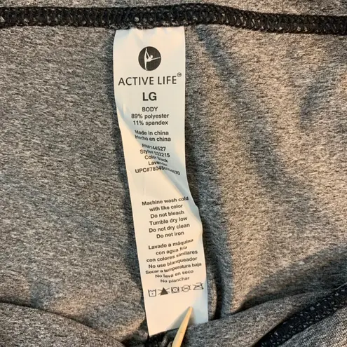 Active Life Women's Large Gray Floral Reversible Capri Leggings NWT $78 Run Walk