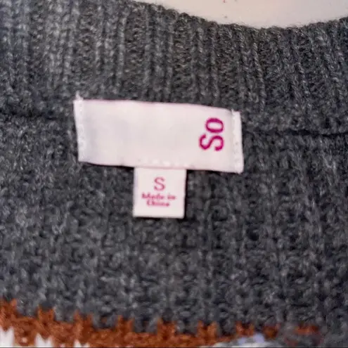 SO GRAY BROWN WHITE STRIPED CREW NECK SWEATER SMALL