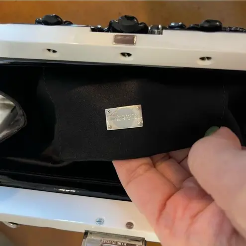 Dolce & Gabbana NWOT Black Floral Crystal VANDA Bag Chic, Bold & Glamorous