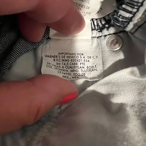 Calvin Klein dark wash skinny jeans with contrast stitching size 30/10 Blue