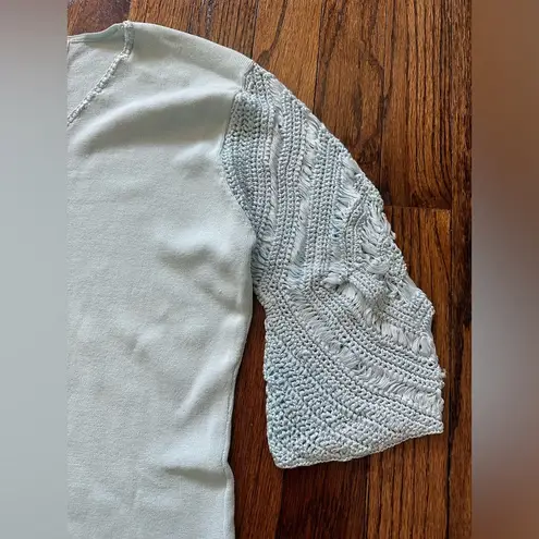 Joseph A 🦋 Women’s . Crochet Sleeve Top large