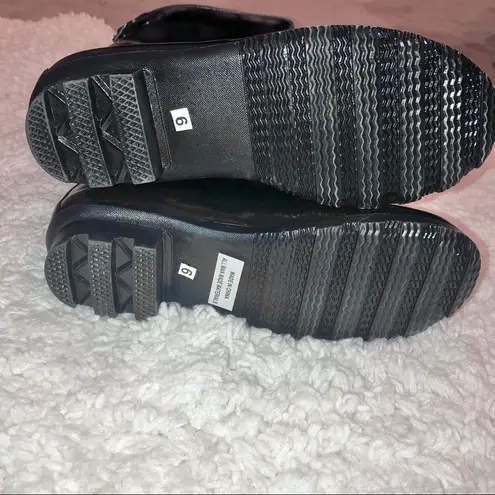 Shoes8teen Rubber Black Buckle Rain Boots Size 6