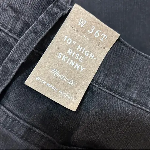 Madewell 10" High-Rise Skinny Jeans in Berkeley Black: Button-Through Edition