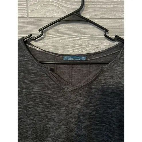 prAna Women’s Long Sleeve Dark Grey V-Neck Top small
