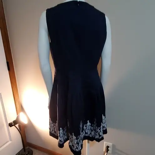 Peter Nygard Nygard Blue Dress with White Embroidery (10)