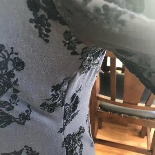 Planet Gold JUNIORS FLOCKED FIT FLARE DRESS BLACK