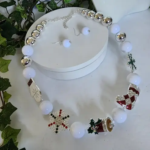 Christmas Winter Necklace with Earrings Set New Silver