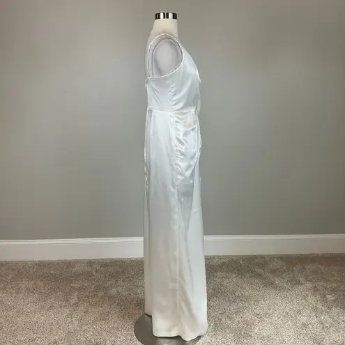 Aidan Mattox White Satin Evening Gown Size 6 Sleeveless V-Neck Thigh Slit Dress