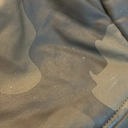 Bagatelle NYC camo puffer jacket