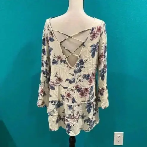 American Eagle  long sleeve floral flowy top in size large