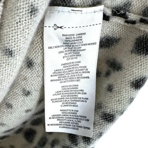 Equipment Black and White Snow Leopard Cheetah 100% Cashmere Sweater Size Medium