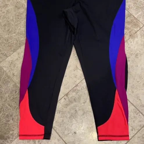 Lane Bryant Livi  High-Rise Color Block 7/8 Leggings Size 18/20