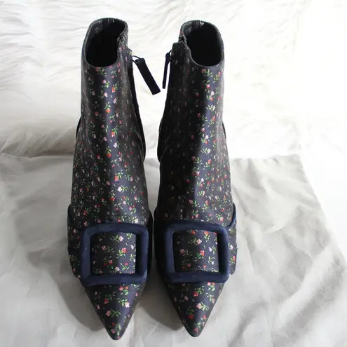 Manolo Blahnik  Baylow Navy Floral Embroidered Jacquard Pointed Toe Ankle Boot