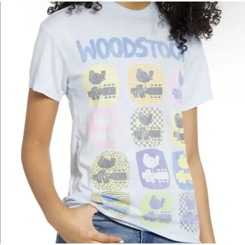 Vinyl Icons Woodstock Graphic Tee Size Small Short Sleeve Concert Tee Blue